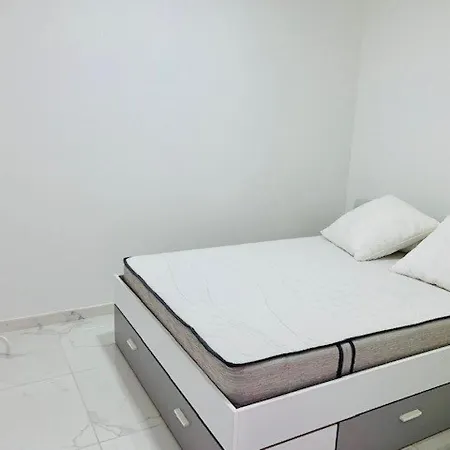 T3 Renove Avec Climatisation, Terrasse, Wifi, Ascenseur Et Parking A 2 Min Des Thermes - Fr-1-703-112 *
