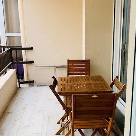 T3 Renove Avec Climatisation, Terrasse, Wifi, Ascenseur Et Parking A 2 Min Des Thermes - Fr-1-703-112 *