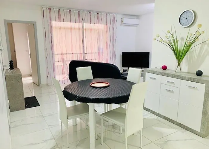 דירה T3 Renove Avec Climatisation, Terrasse, Wifi, Ascenseur Et Parking A 2 Min Des Thermes - Fr-1-703-112 אמלי-לה-באינס-פללדה